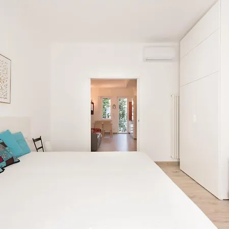 Apartament Cool Flat Alberti Lift, Terraces, Free Parking *