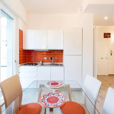 Cool Flat Alberti Lift, Terraces, Free Parking *