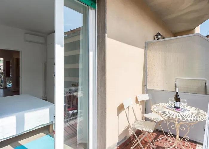 Modern Flat Alberti Arno River Lift&terraces Appartamento Firenze