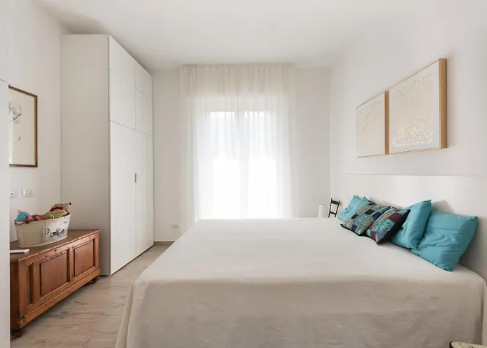 Modern Flat Alberti Arno River Lift&terraces Appartamento *