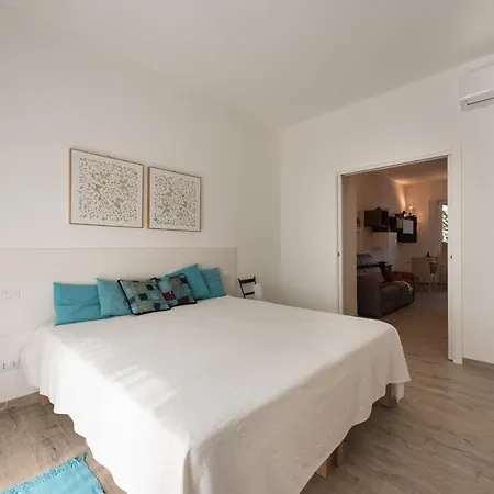 Cool Flat Alberti Lift, Terraces, Free Parking Apartment